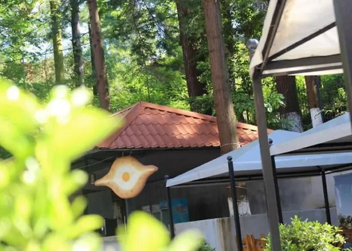 Hulus Hotel